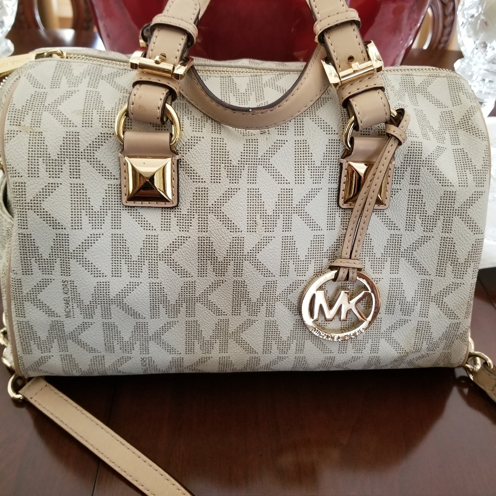 Michael Kors purse